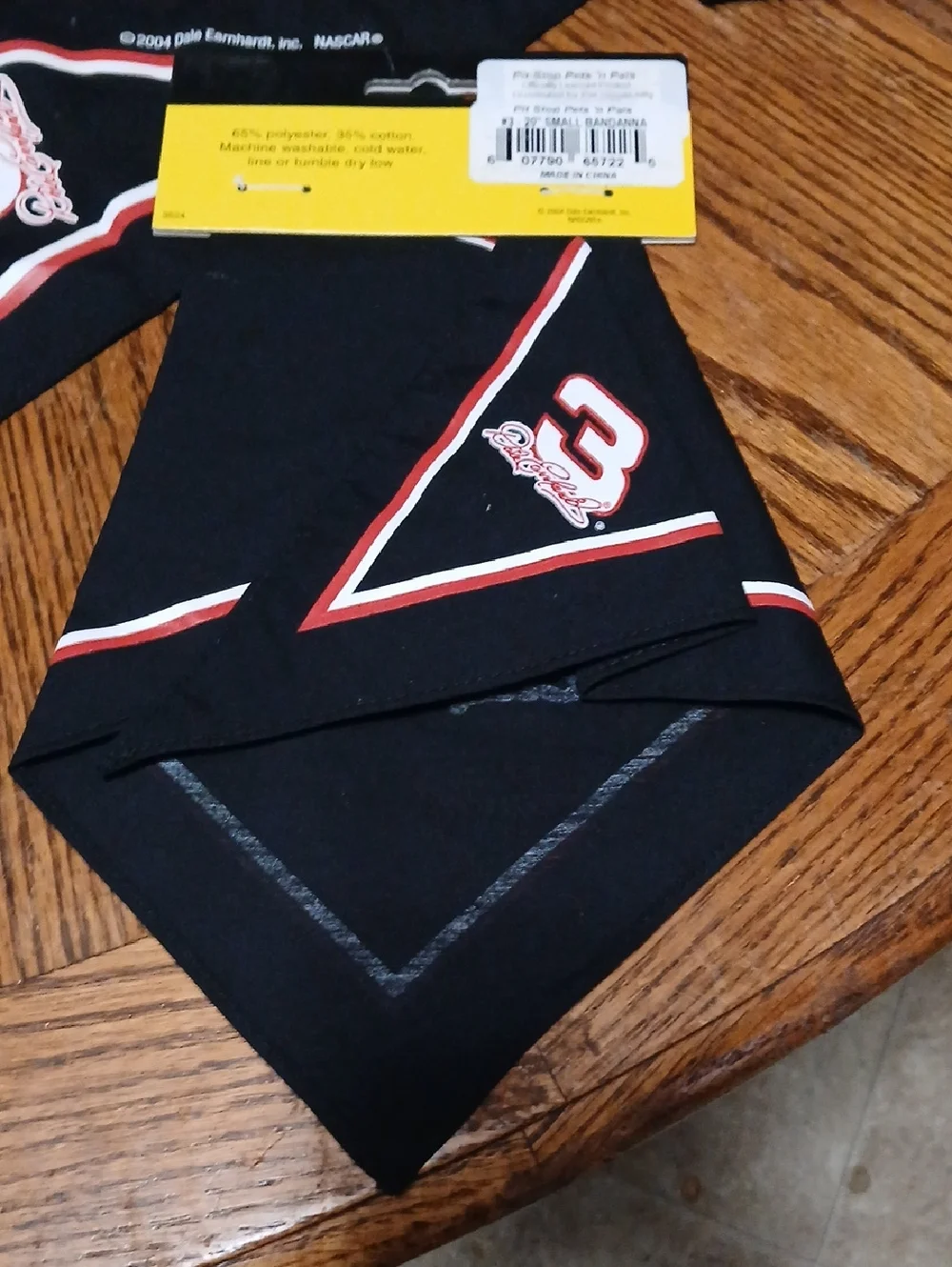 DALE EARNHARDT,Nascar Black Bandanna with White and Red‎ #3 NwT (For Dogs)